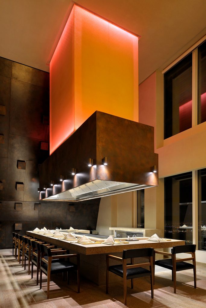 RADISSON ROYAL HOTEL ICHO RESTAURANT & BAR
