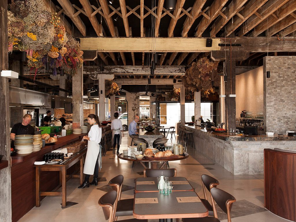 RESTAURANT AMANO